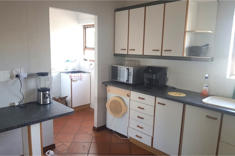 To Let 2 Bedroom Property for Rent in Myburgh Park Western Cape